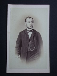 S. Lachmann