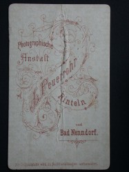 F. Hausadowski
